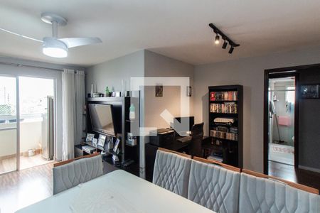 Sala   de apartamento à venda com 2 quartos, 74m² em Vila Mazzei, São Paulo