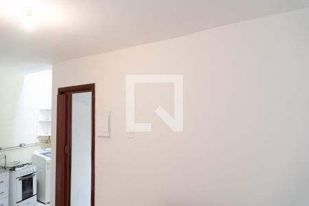 Sala, Cozinha e Área de Serviço Interna de casa para alugar com 1 quarto, 41m² em Cidade Intercap, Taboão da Serra