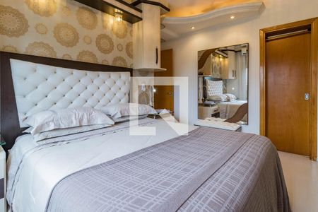 Dormitório de apartamento à venda com 3 quartos, 120m² em Jardim Lindóia, Porto Alegre