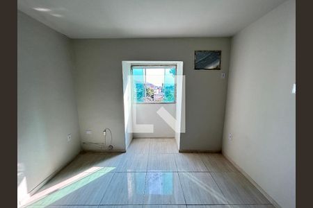 Sala de casa para alugar com 2 quartos, 50m² em Quintino Bocaiúva, Rio de Janeiro