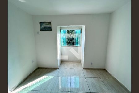 Casa para alugar com 2 quartos, 50m² em Quintino Bocaiúva, Rio de Janeiro