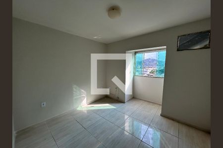 Sala de casa para alugar com 2 quartos, 50m² em Quintino Bocaiúva, Rio de Janeiro