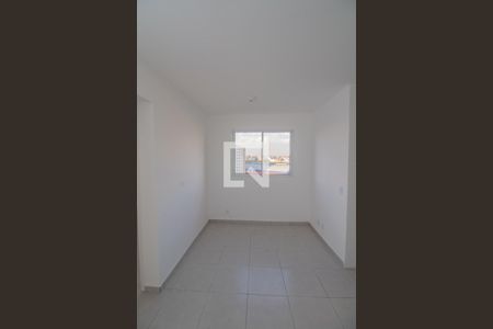 Sala  de apartamento para alugar com 2 quartos, 41m² em Vila Fátima, São Paulo