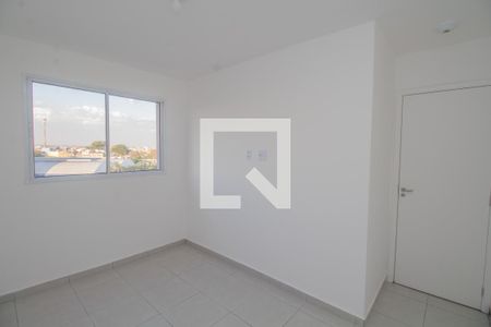 Quarto 2 de apartamento para alugar com 2 quartos, 41m² em Vila Fátima, São Paulo