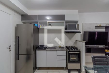 Cozinha e Área de Serviço de apartamento para alugar com 2 quartos, 32m² em Itaquera, São Paulo