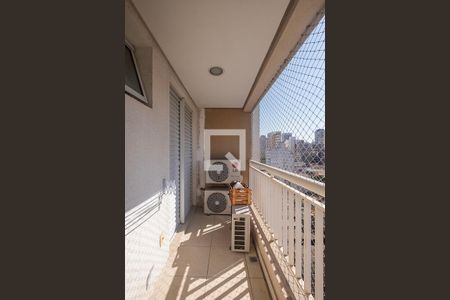 Suíte - Varanda de apartamento à venda com 2 quartos, 65m² em Pinheiros, São Paulo