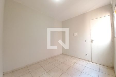 Sala de apartamento para alugar com 2 quartos, 47m² em Jardim Yeda, Campinas