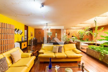 Sala  de casa à venda com 3 quartos, 400m² em Centro, Osasco