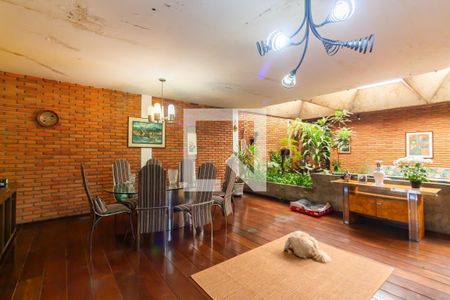 Sala  de casa à venda com 3 quartos, 400m² em Centro, Osasco