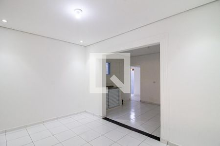 Sala de casa para alugar com 2 quartos, 120m² em Vila Maricy, Guarulhos