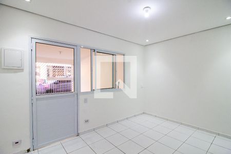 Casa para alugar com 120m², 2 quartos e 1 vagaSala