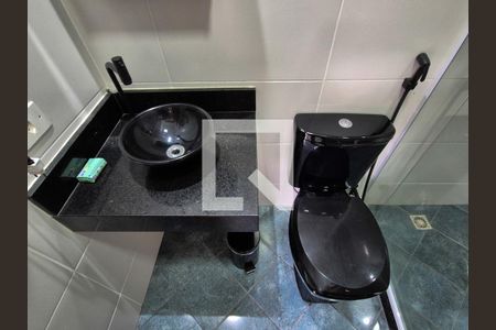 Apartamento à venda com 520m², 4 quartos e 2 vagas Apartamento à venda com 520m², 4 quartos e 2 vagasBanheiro 2