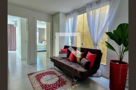 Apartamento à venda com 520m², 4 quartos e 2 vagas Apartamento à venda com 520m², 4 quartos e 2 vagasHall