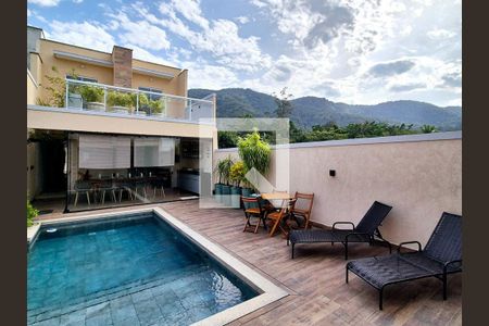 Apartamento à venda com 520m², 4 quartos e 2 vagas Apartamento à venda com 520m², 4 quartos e 2 vagasÁrea externa