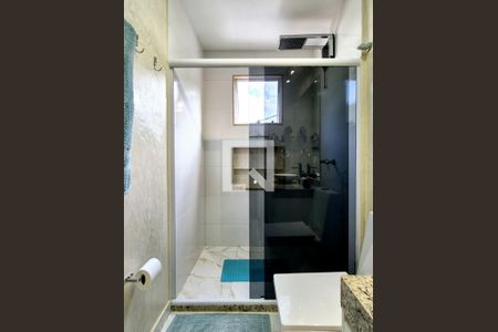 Apartamento à venda com 520m², 4 quartos e 2 vagas Apartamento à venda com 520m², 4 quartos e 2 vagasBanheiro da Suíte