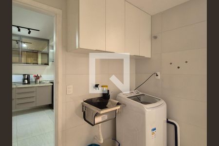 Apartamento à venda com 520m², 4 quartos e 2 vagas Apartamento à venda com 520m², 4 quartos e 2 vagasÁrea de Serviço