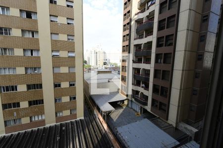 Sala / Quarto - Vista de kitnet/studio à venda com 1 quarto, 30m² em Centro, Campinas