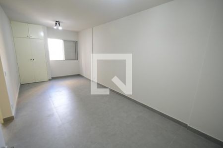 Studio à venda com 30m², 1 quarto e 1 vagaSala / Quarto