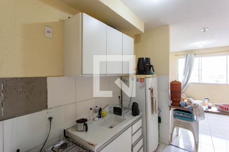 Cozinha e Área de Serviço de apartamento para alugar com 2 quartos, 44m² em São Gabriel, Belo Horizonte