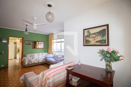 Sala de casa à venda com 3 quartos, 130m² em Vila Santa Terezinha (zona Norte), São Paulo