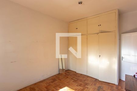 Quarto 1 de casa à venda com 3 quartos, 180m² em Vila Cloris, Belo Horizonte