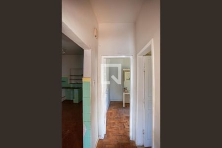 Corredor de casa à venda com 3 quartos, 180m² em Vila Cloris, Belo Horizonte