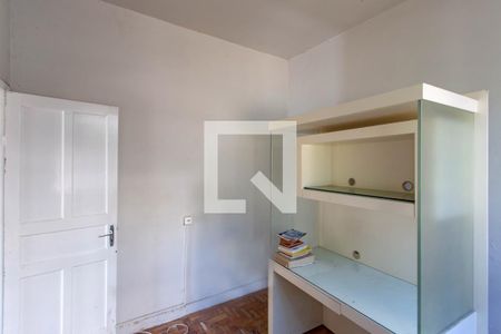 Quarto 2 de casa à venda com 3 quartos, 180m² em Vila Cloris, Belo Horizonte