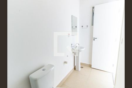 Banheiro de apartamento para alugar com 1 quarto, 21m² em Brás, São Paulo