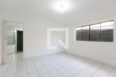Sala de casa para alugar com 1 quarto, 59m² em Vila Carmosina, São Paulo