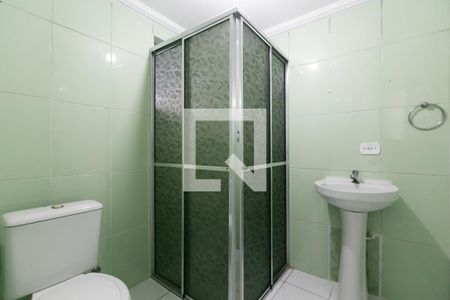 Banheiro  de casa para alugar com 1 quarto, 59m² em Vila Carmosina, São Paulo