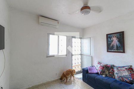 Sala de casa para alugar com 3 quartos, 110m² em Pilares, Rio de Janeiro