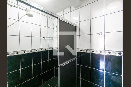Banheiro da Suíte de apartamento para alugar com 1 quarto, 50m² em Vila Paranagua, São Paulo