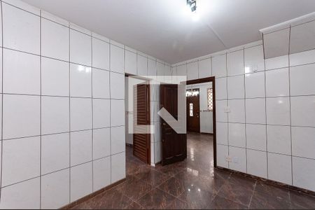 Casa para alugar com 3 quartos, 107m² em Santa Cecilia, São Paulo