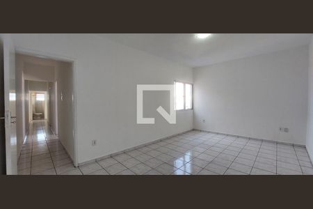 Sala de apartamento para alugar com 2 quartos, 77m² em Vila Scarpelli, Santo André