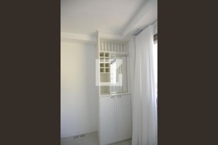 Sala/ Cozinha/ Serviço de kitnet/studio para alugar com 1 quarto, 39m² em Vila Mariana, São Paulo