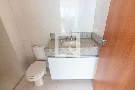 Banheiro de apartamento para alugar com 1 quarto, 81m² em Shcgn 703, Brasília