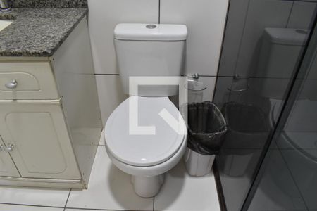 Banheiro Suíte 1 de apartamento para alugar com 2 quartos, 100m² em Portão, Curitiba