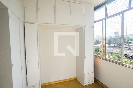 Quarto 1 de apartamento à venda com 2 quartos, 45m² em Botafogo, Rio de Janeiro