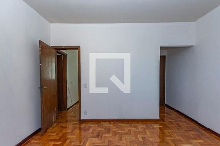 Sala 1 de apartamento para alugar com 3 quartos, 112m² em João Pinheiro, Belo Horizonte