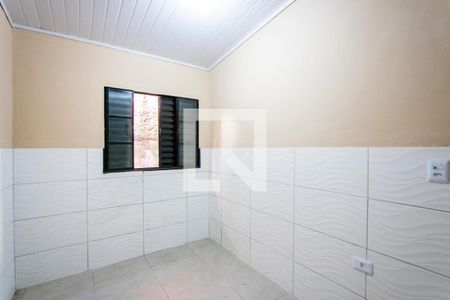 Quarto de casa para alugar com 1 quarto, 18m² em Vila Vitória, Santo André