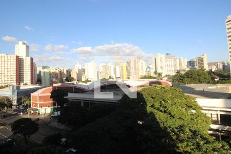 Varanda vista de apartamento à venda com 3 quartos, 140m² em Centro, Belo Horizonte