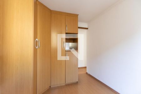 Quarto 1 de apartamento para alugar com 2 quartos, 46m² em Itaquera, São Paulo