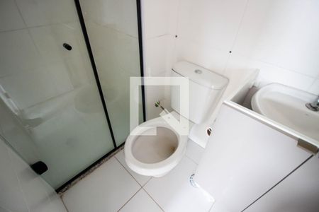 Banheiro de apartamento para alugar com 2 quartos, 37m² em Colônia (zona Leste), São Paulo