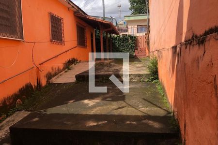 Casa à venda com 3 quartos, 156m² em Planalto, Belo Horizonte