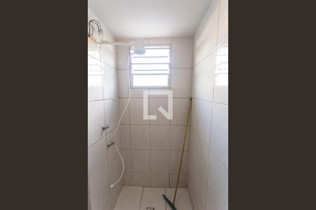 Banheiro da Suíte de apartamento à venda com 3 quartos, 60m² em Maria Virgínia, Belo Horizonte