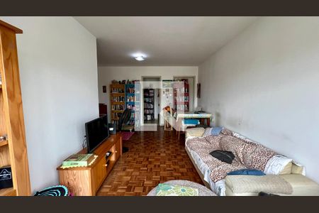 Sala  de apartamento à venda com 2 quartos, 72m² em Vila Madalena, São Paulo