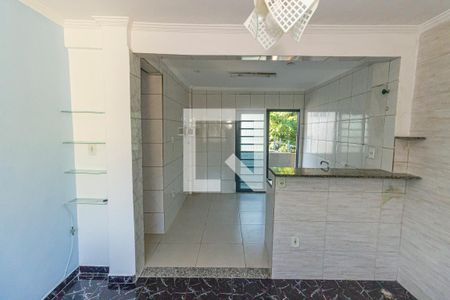 Sala de apartamento para alugar com 2 quartos, 50m² em Marechal Hermes, Rio de Janeiro