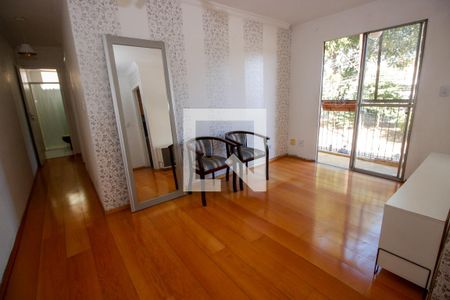 Sala de apartamento para alugar com 2 quartos, 47m² em Vila Pirajussara, São Paulo