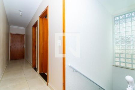 Corredor de casa para alugar com 3 quartos, 150m² em Vila Rica, São Paulo