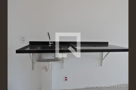 Pia da cozinha  de kitnet/studio à venda com 1 quarto, 23m² em Pinheiros, São Paulo